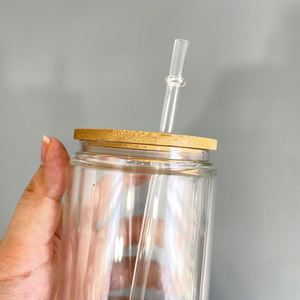 Vaso de cristal con purpurina efecto globo de nieve de 20 oz con pajita de plástico transparente, Vaso de cristal de 12 oz con tapa de bambú - Product Image 2