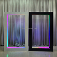 Furun usine conception cascade stand mariage signe de bienvenue LED lumière intérieure fontaine événement toile de fond décoration