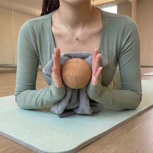 Vente en gros de rouleaux de massage en liège personnalisés pour Pilates, en forme d'arachide, pour la relaxation myofasciale, le massage des tissus profonds, la mobilité et la thérapie physique musculaire - Product Image 4