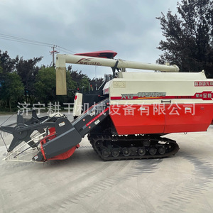 Moissonneuse-batteuse sur chenilles Xingguang Zhiseng 120 CV 1158Pro pour la récolte du riz et des céréales - Product Image 1