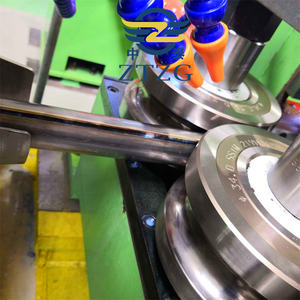 60x3 बहु-कार्यात्मक स्टील ट्यूब मिल प्रोफाइल पाइप उत्पादन लाइन वेल्डेड धातु पाइप बनाने मशीन - Product Image 5