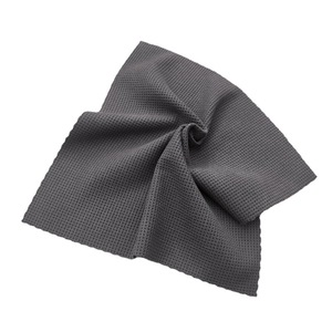 Serviette de lavage auto Merbau 40x40cm 380GSM en microfibre gaufrée absorbante pour le nettoyage des véhicules - Product Image 4