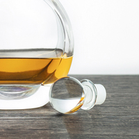 Ensemble élégant de carafe à liqueur plate et ronde de 700 ml, verres à base carrée de 250 ml pour whisky, rhum, gin, vodka, bourbon, scotch, brandy