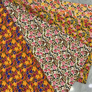 Tessuto Cool Maza Elasticizzato in 4 Direzioni 100D Supersoft 115gsm Leggero a Trama Semplice 95% Poliestere 5% Spandex per Camicie - Product Image 4
