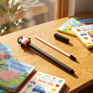 Haute qualité quantité minimale de commande bas coréen nouveau style fournitures de bureau et papeterie scolaire dessin animé pingouin forme plastique gel stylo à encre 2011 - Product Image 2