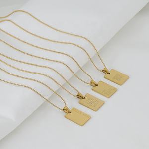 MECYLIFE respira <span class=keywords><strong>il</strong></span> <span class=keywords><strong>mondo</strong></span> è tuo se stesso amore collana quadrata in acciaio inossidabile oro 18K con lettere ispiratrici - Product Image 5