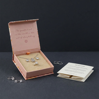 Boîte à bijoux magnétique en carton personnalisée haut de gamme pour femme, idéale pour bagues, boucles d'oreilles et colliers
