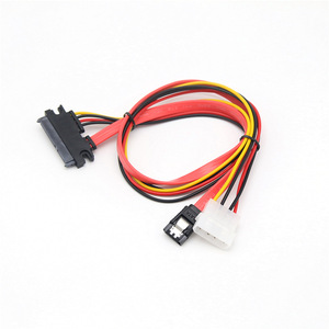 Câble d'alimentation et de données SATA 22 broches, adaptateur 7+15 à 7P + 4P, connexion de disque dur de 0.5M, fil de cuivre - Product Image 1