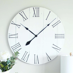 Grande horloge murale en bois blanc style ferme (253036 pouces) - Product Image 4