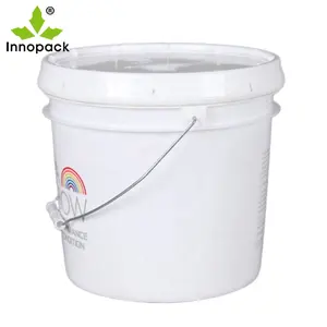 heavy duty plastic paint bucket 13L with lid and metal handle