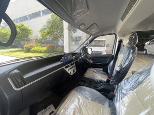 Nuevo Microbús KAMA de 11-19 Asientos, Diésel 2.0L, Volante a la Derecha/Izquierda, Minibús de Pasajeros, Nuevo Autobús Eléctrico Urbano, Microbús Eléctrico Personalizable - Product Image 5