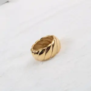 이우 meise Joolim 보석 도매 18K 금도금 청키 크루아상 스테인레스 스틸 반지 여성용 우아한 반지