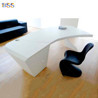 Bureau de patron sur mesure Bureau de PDG en acrylique à surface solide Élégant moderne Incurvé blanc Mobilier de table de bureau à domicile de direction