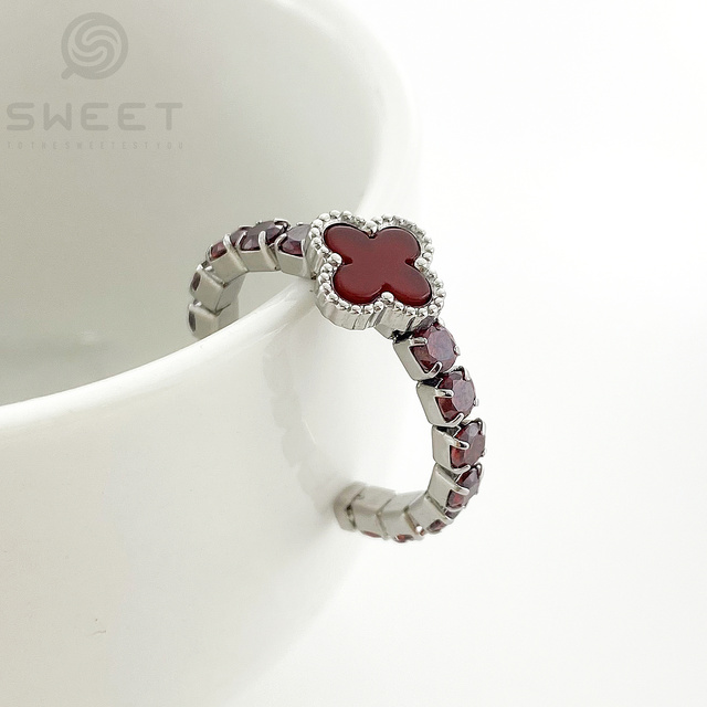 316L Stainless Steel Four Leaf Clover Ring Lucky Stone Finger Ring with Red Zircon Square Rose Gold Plated