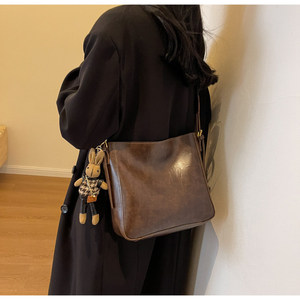 High-end retro bucket bag for women new 2026 style wide <b>strap</b> <b>shoulder</b> bag/crossbody bag - Product Image 1