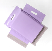 Sacs d'emballage de cadeau de courrier avec poignée recyclée express en plastique personnalisé sac d'emballage d'enveloppe en poly d'emballage de scellage d'expédition de vêtements