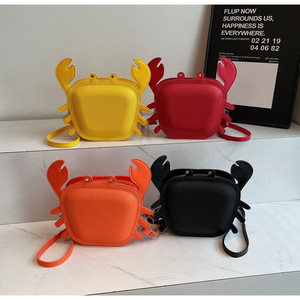 Bolso de hombro pequeño con diseño de cangrejo de dibujos animados creativo personalizado de estilo japonés, bolso de cuero Pu de concha 3D divertido único - Product Image 1