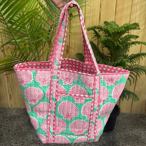 Bolsa de Mano de Algodón Acolchada con Estampado Floral Hecha a Mano de la Mejor Calidad, Bolsa de Compras para la Playa, Bolsas de Regalo para Damas de Honor, Regalo para Mamá - Product Image 1