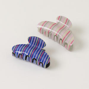 กิ๊บติดผมแฟชั่นผู้หญิง ดีไซน์ใหม่ ขนาด 8 ซม. ลายทางใสสไตล์ลูกกวาด ทำจากอะซิเตท น่ารักหวานๆ อุปกรณ์เสริมผม - Product Image 3