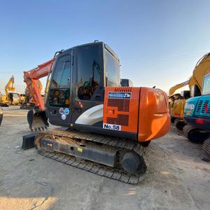 Presque neuf, économe en carburant, puissant, mini-excavateur sur chenilles Hitachi ZX70 d'occasion de 7 tonnes pour l'aménagement paysager. - Product Image 4