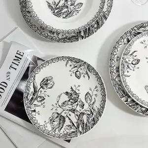 Siyah lale çiçekli seramik yemek tabağı fincan ve çanak tatlı tabağı