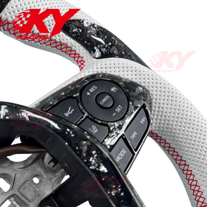 Volant sport en cuir et fibre de carbone personnalisé avec affichage LED du régime moteur pour Toyota Camry SE XSE LE XLE GR TRD Avalon Crown RS - Product Image 3