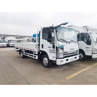 ISUZU KV 100 5 tonnes de capacité de camions légers de cargaison livraison de logistique urbaine camion de livraison de clôture de 5 tonnes