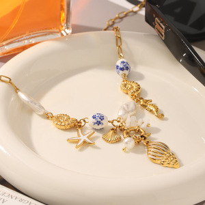 Collar de Moda 2026 de Acero Inoxidable con Baño de <span class=keywords><strong>Oro</strong></span> de 18K, Esmaltado, con Conchas, Perlas y Estrellas de Mar para Mujer - Product Image 4