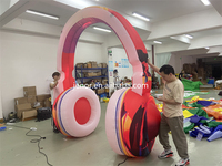 Casque gonflable coloré, arche gonflable, cabine de DJ avec lumière pour la décoration