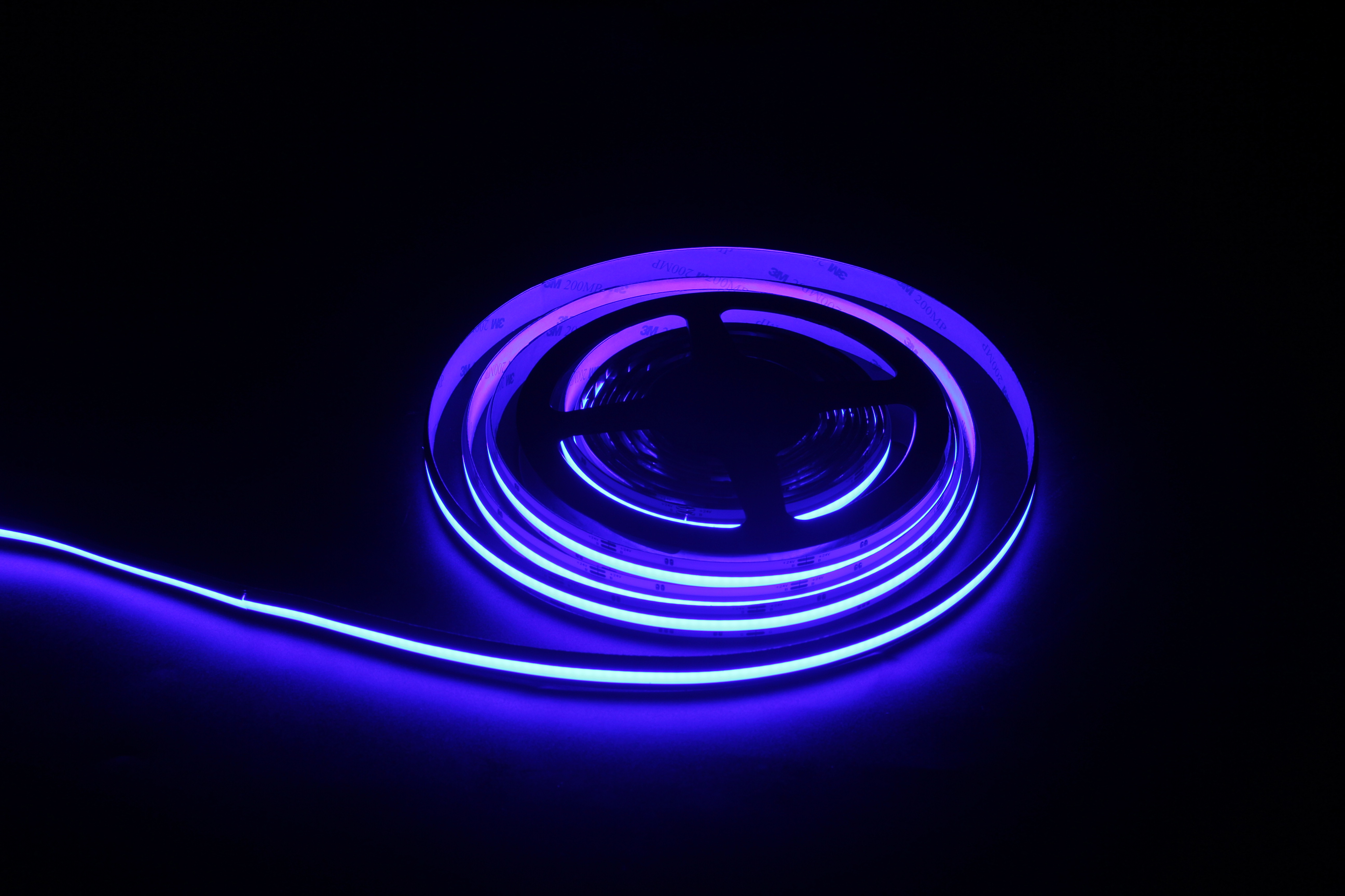 Uniform 480PCS Chip Flexible COB LED Strip DC24V 8W-15W 8mm RGB Color