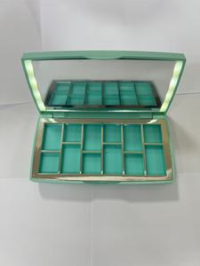 led light eyeshadow palette - Product Image 5