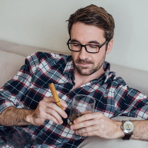 Индивидуальный ароматизированный деревянный бездымный ингалятор для отказа от курения с картриджами - Product Image 3