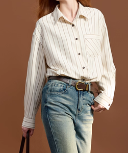 חולצה מפוספתית נשים שרוול ארוך עם צווארון דש, צווארון לבן חולצה שיק מינימליסטי - Product Image 2