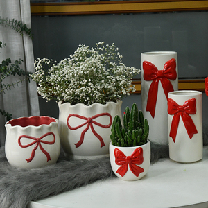 Franse stijl keramische boogvaas voor bloemstukken in de slaapkamer of aan de eettafel, geschikt voor gedroogde bloemen. - Product Image 2