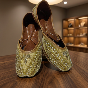 Chaussures plates tendance pour femmes, en cuir véritable, broderie florale, fermeture élastique, personnalisables, style traditionnel, vente chaude - Product Image 1