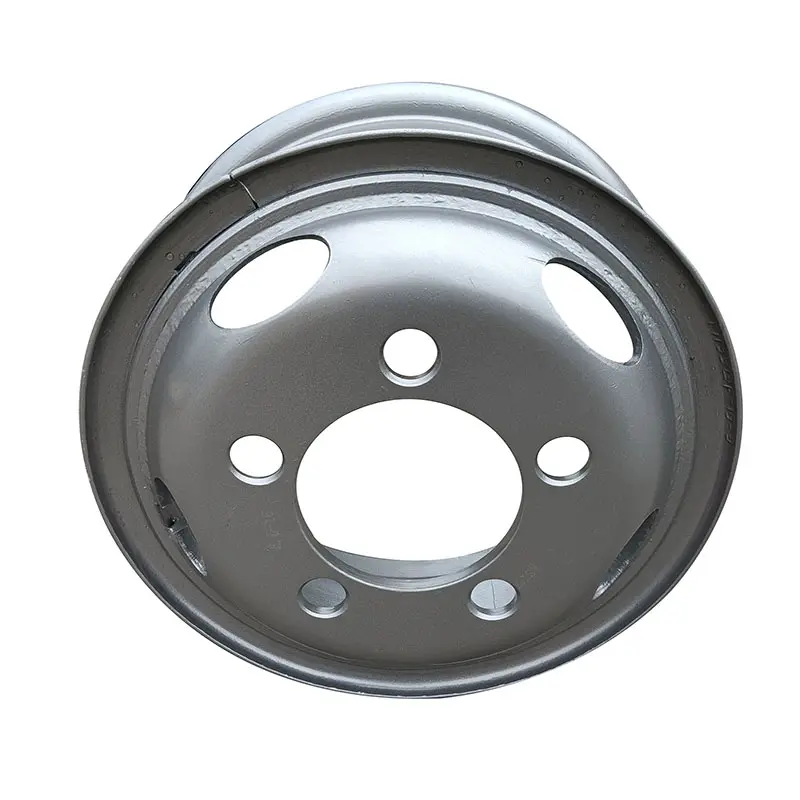 자동차 타이어 700-16/750-16 ADAPTS 스틸 림 5.5-16 제조업체 도매 두 조각 플랫 휠 제조 업체