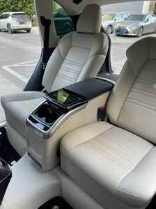 Kit di Aggiornamento Interni per Porsche Cayenne con Sedile di Classe A IATA, Divano Letto, Installazione Non Distruttiva - Product Image 4