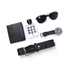 Produttore Personalizzato <span class=keywords><strong>Uomo</strong></span> <span class=keywords><strong>Cintura</strong></span> Regalo <span class=keywords><strong>Portafoglio</strong></span> Orologio Profumo 5-Piece <span class=keywords><strong>Set</strong></span> Regalo <span class=keywords><strong>Set</strong></span> di Imballaggio - Product Image 3