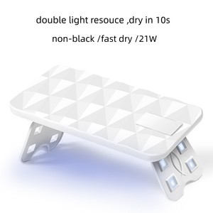 Nueva Lámpara de Uñas Profesional de 27W, Mini Lámpara UV LED Rosa con Forma de Ratón para Principiantes en el Cuidado de las Uñas - Product Image 5
