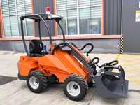 Mini chargeuse sur chenilles robuste avec une capacité de travail de 1,5 tonne, système hydraulique efficace et commande par joystick pour l'aménagement paysager