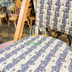 Produit le plus vendu Chaise pour enfants en rotin fabriquée à la main avec un design élégant et une construction durable - Product Image 3