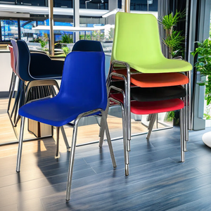 Chaises empilables modernes en plastique ergonomiques et durables avec plusieurs couleurs pour le bureau, l'école, la <span class=keywords><strong>salle</strong></span> <span class=keywords><strong>de</strong></span> classe, les salles <span class=keywords><strong>de</strong></span> conférence - Product Image 3