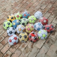 Ballon de football adhésif gonflable en caoutchouc à surface rugueuse pour le tir sur cible, les sports et le divertissement