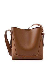 Sac à main de luxe avec poignée supérieure et cadenas à logo personnalisé Sacs fourre-tout en cuir végétalien pour femmes à la mode Sacs pochettes classiques pour femmes OEM ODM - Product Image 5