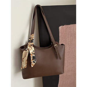 Bolso Tote de PU para Mujer, Primavera-Verano, Nuevo, Gran Capacidad, Estilo de Alta Gama, Resistente a Salpicaduras, Versátil, para el Día a Día - Product Image 5