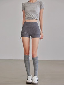 Pantaloncini da Yoga alla Moda, Leggeri e ad Asciugatura Rapida, a Vita Alta con Laccetti Laterali, Shorts da Palestra e Ciclismo - Product Image 4