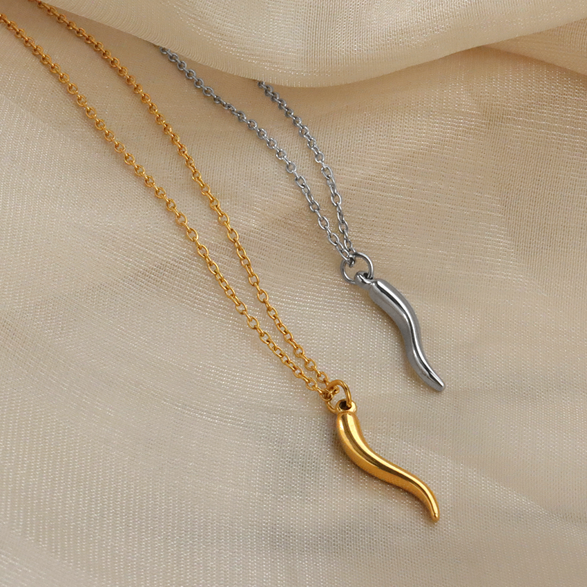 IOKA 14K Yellow Gold Cornicello Italian Horn Charm Pendant - 23mm, Double Sided, 0.88 Grams