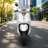 Moto électrique directe usine, moteur 1500W, batterie plomb-acide 72V 32Ah, système de freinage sécurisé pour les voyages en famille dans la région du Golfe