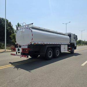 Camión Cisterna de Combustible Usado de 1500L, Camión Cisterna Diésel con Transmisión Manual, Vehículo de Transporte por Carretera 6x4 - Product Image 4
