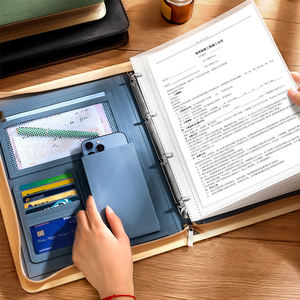 هدايا ترويجية للأعمال، حافظة مستندات جلدية احترافية مقاس A4 مع شعار مخصص، منظم بسحاب لحفظ السيرة الذاتية والملفات - Product Image 3